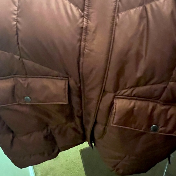 Eddie Bauer Down Puffer Coat w/ lining and faux fur hood. New with Tags - Picture 7 of 7